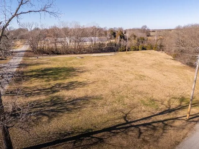 $49,000 | 102 West Northern Avenue, Girard, KS 66743