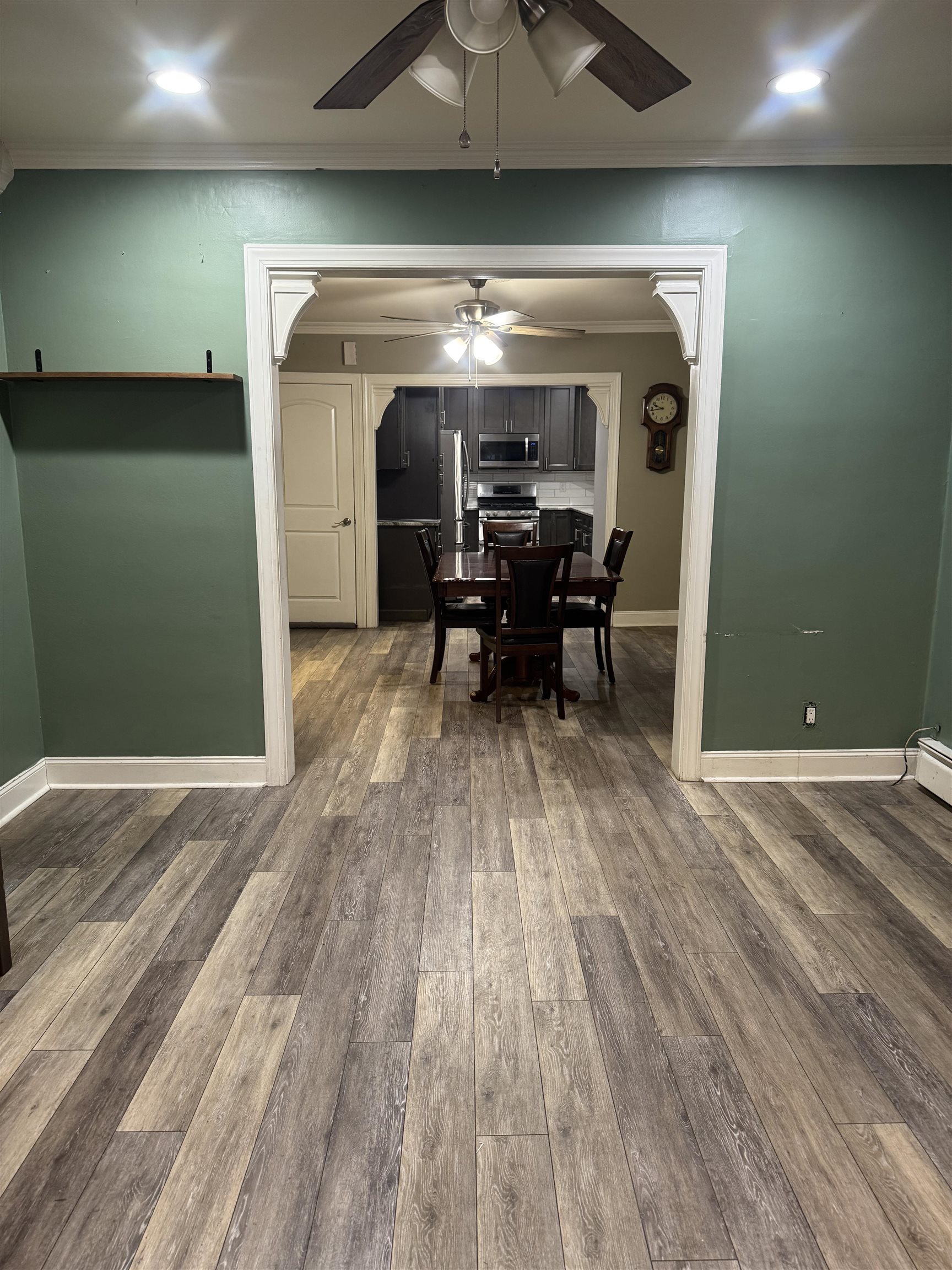 10 Raydol Avenue Secaucus, NJ 07094 - Photo 7 of 32