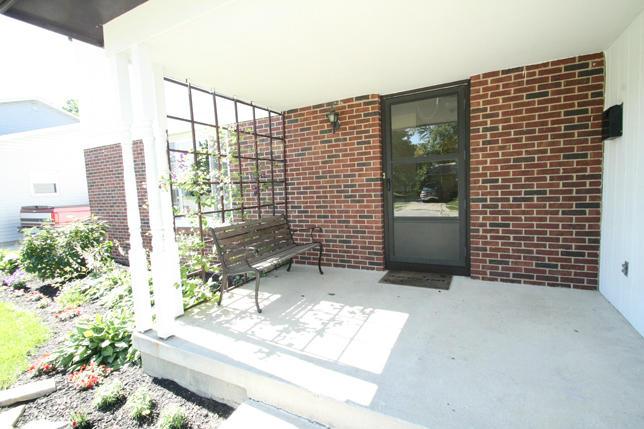 5803 Riverton Road Columbus, OH 43232 - Photo 2 of 33 Gallery Image 2