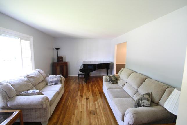 5803 Riverton Road Columbus, OH 43232 - Photo 5 of 33 Gallery Image 5
