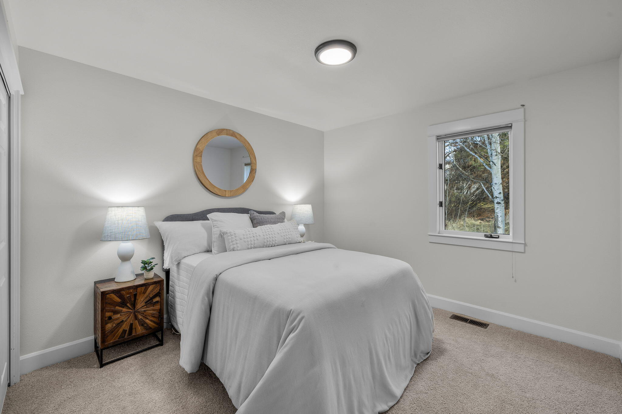 62472 Quail Ridge Road Bend, OR 97701 - Photo 18 of 50 Bedroom