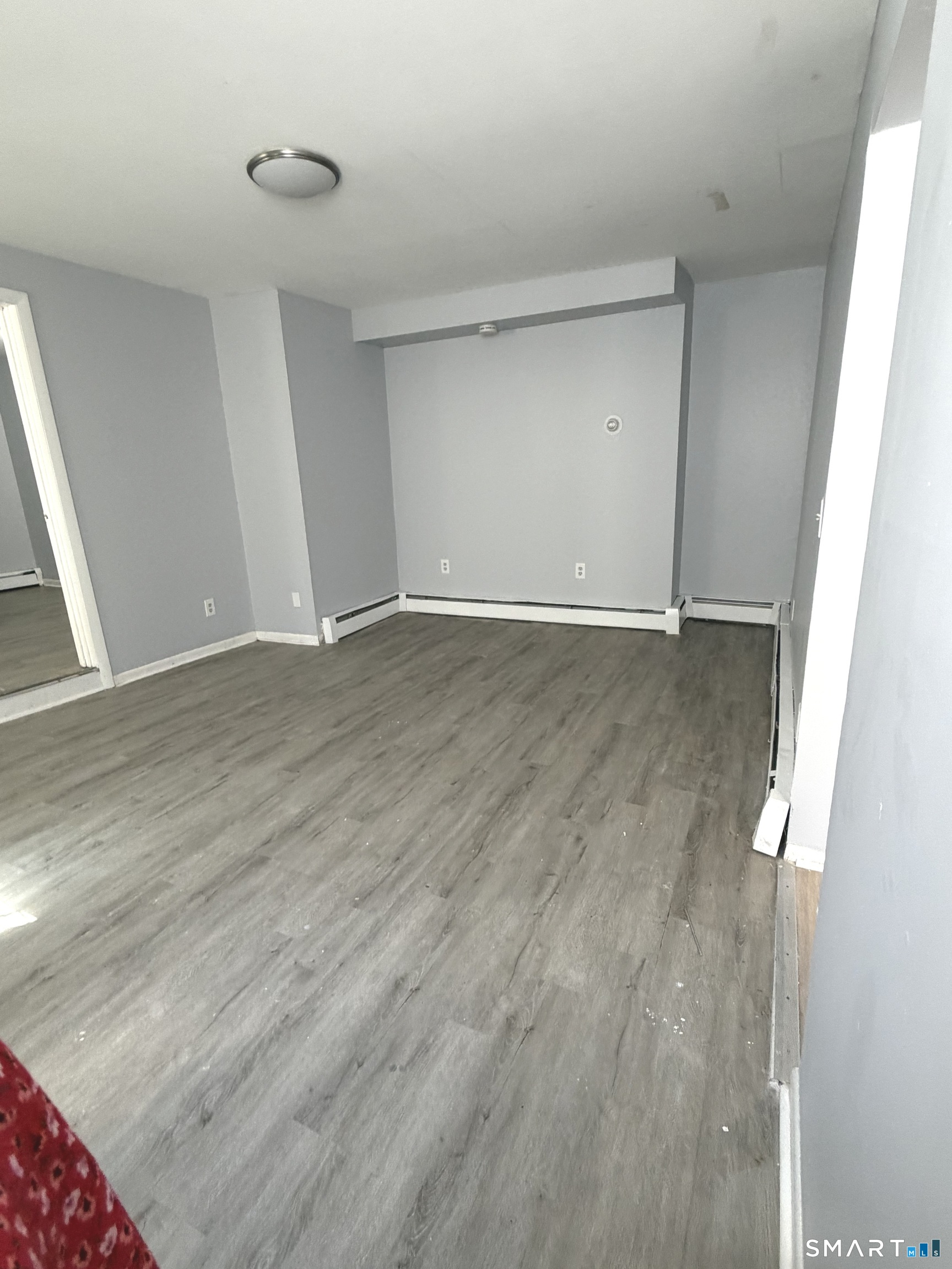 8 Lawrence Street Waterbury, CT 06708 - Photo 6 of 8 Gallery Image 6