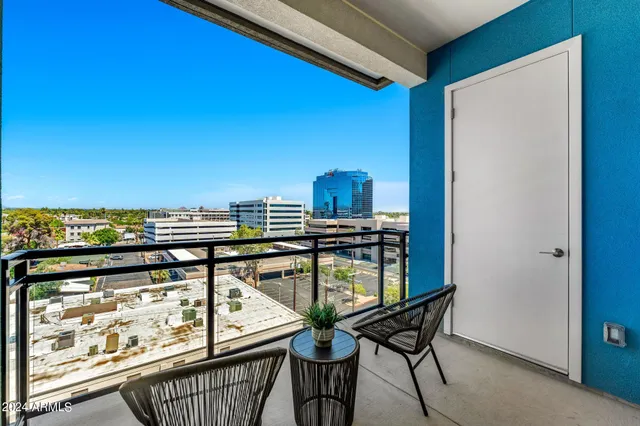 $445,000 | 3131 North Central Avenue, Unit 5017, Phoenix, AZ 85012