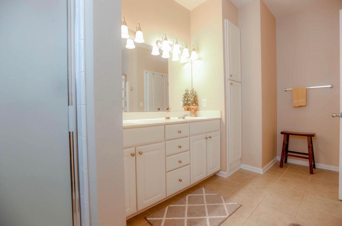 4204 Regency Court Chattanooga, TN 37421 - Photo 15 of 30 Master Bathroom