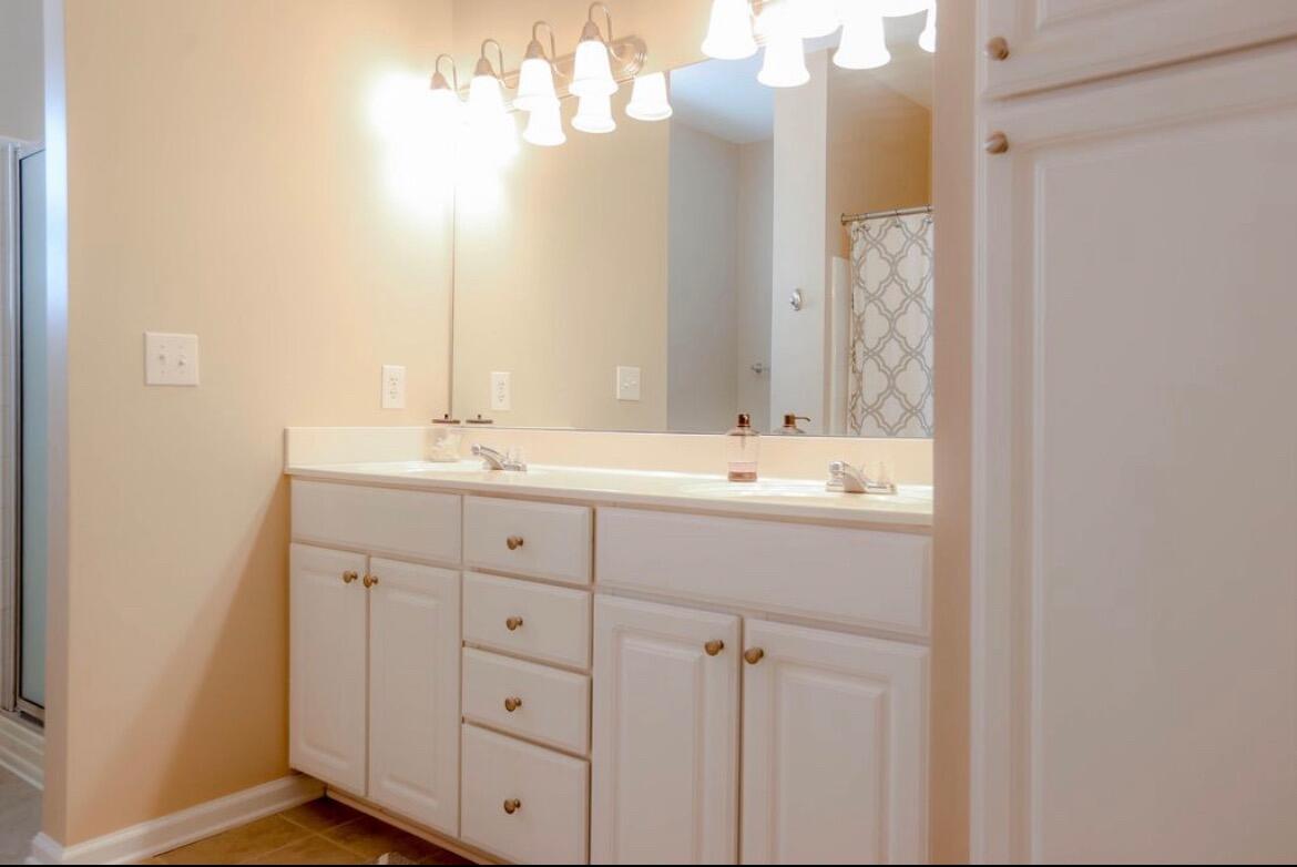 4204 Regency Court Chattanooga, TN 37421 - Photo 16 of 30 Bath-Upgraded Vanity