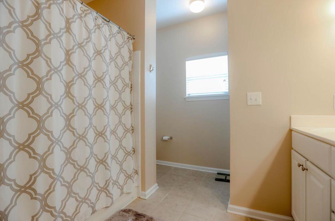 4204 Regency Court Chattanooga, TN 37421 - Photo 20 of 30 Bathroom