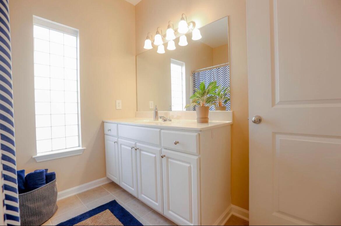 4204 Regency Court Chattanooga, TN 37421 - Photo 22 of 30 bathroom vanity