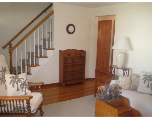 25 Skelton Road Burlington, MA 01803 - Photo 11 of 17 Gallery Image 11