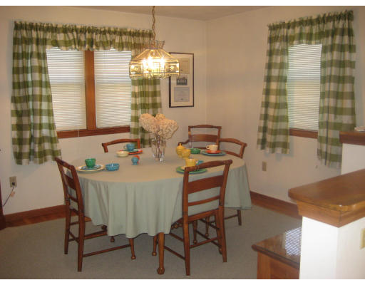 25 Skelton Road Burlington, MA 01803 - Photo 6 of 17 Gallery Image 6