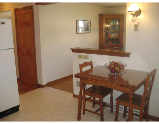 25 Skelton Road Burlington, MA 01803 - Photo 7 of 17 Gallery Image 7
