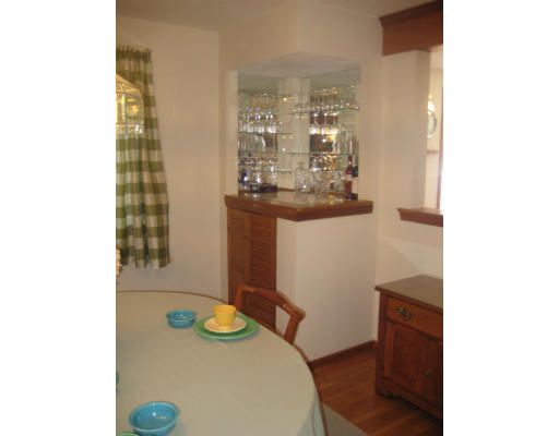 25 Skelton Road Burlington, MA 01803 - Photo 8 of 17 Gallery Image 8