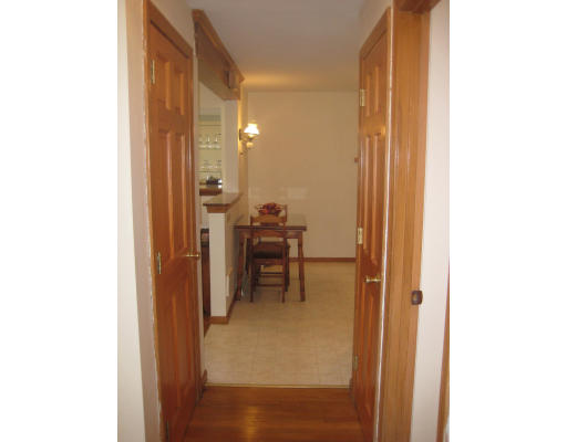 25 Skelton Road Burlington, MA 01803 - Photo 9 of 17 Gallery Image 9