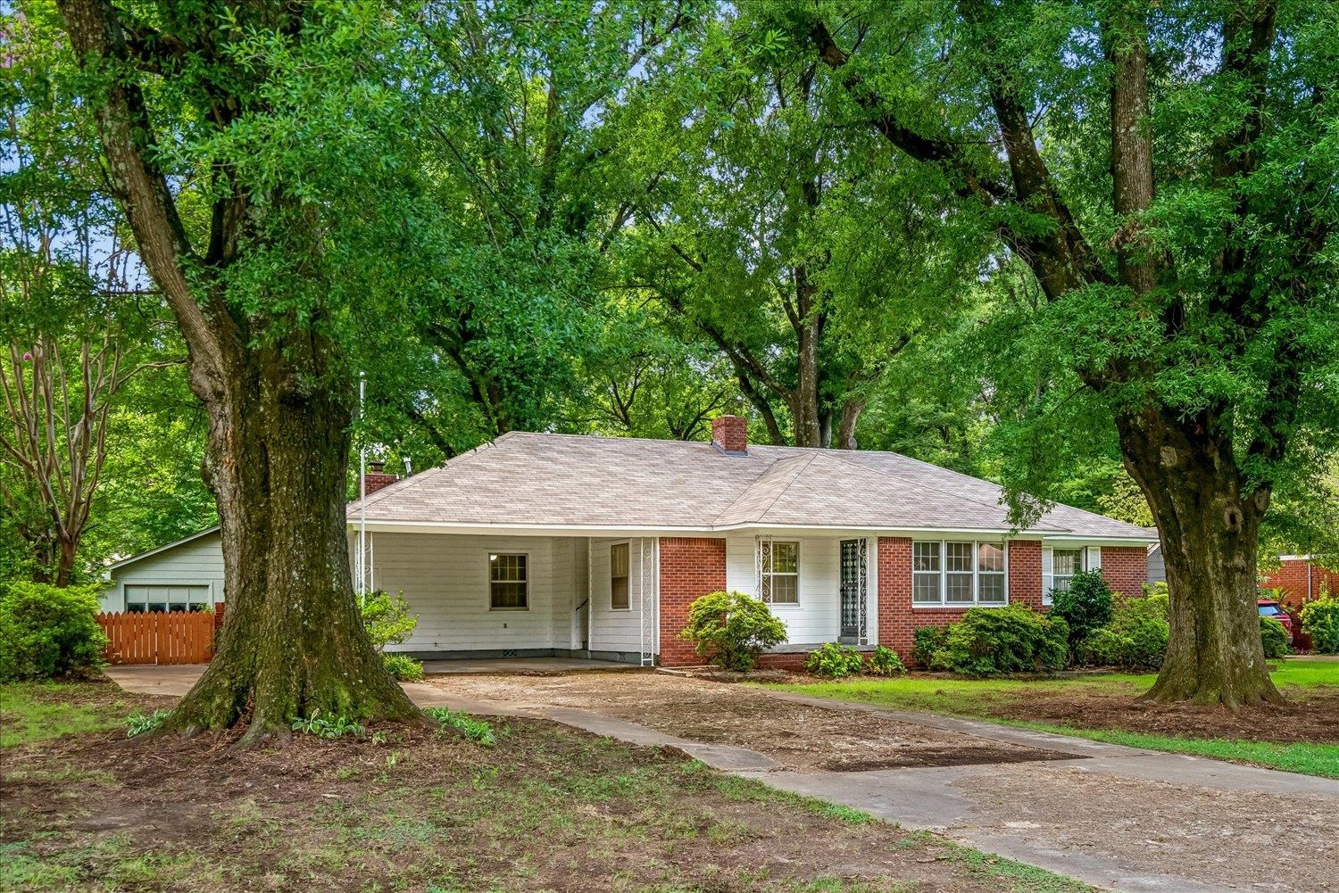 1547 Old Hickory Road Memphis, TN 38116 - Photo 1 of 33 Gallery Image 1