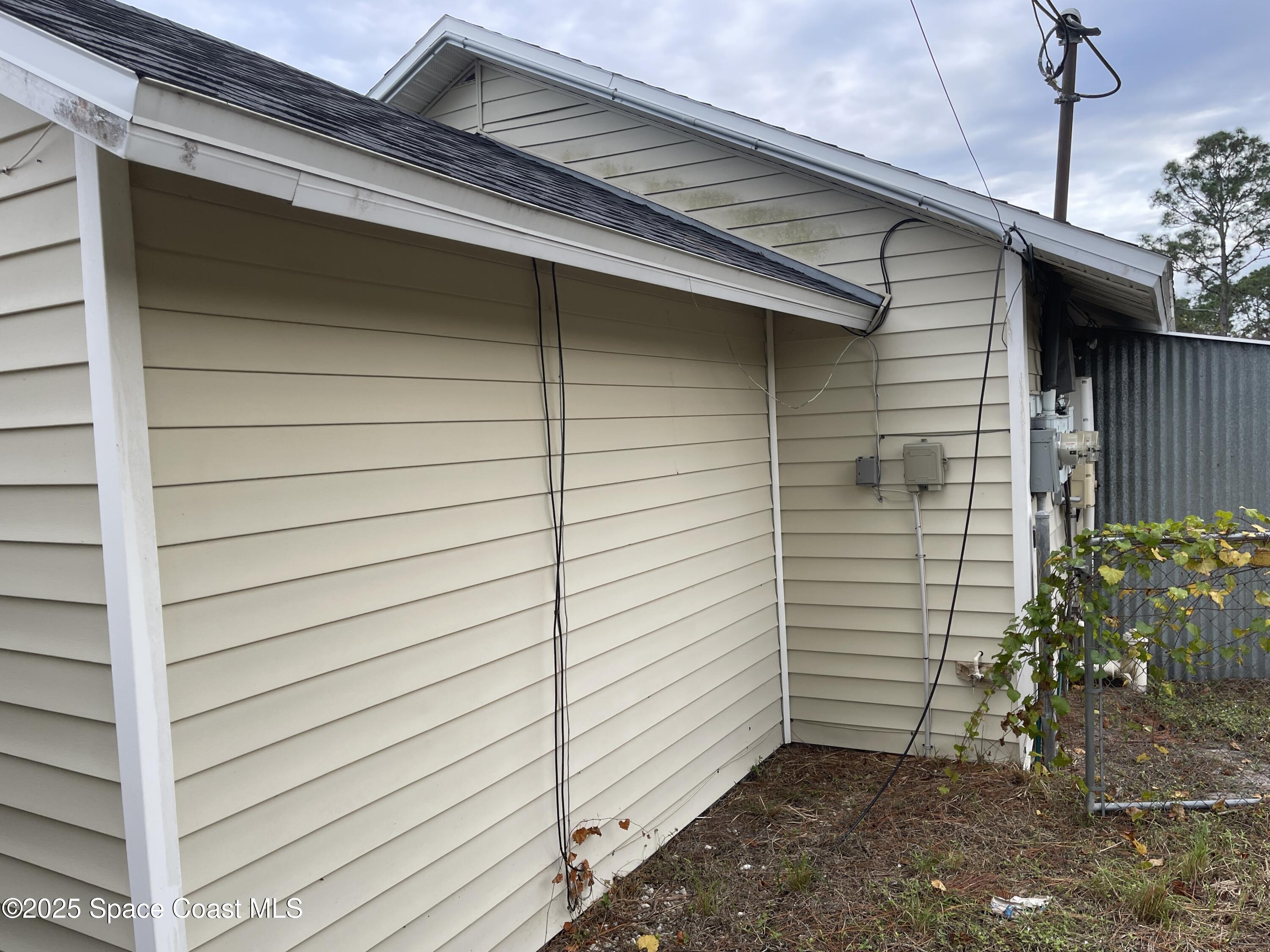 3445 Fox Lake Road Titusville, FL 32780 - Photo 35 of 43 a view of small space