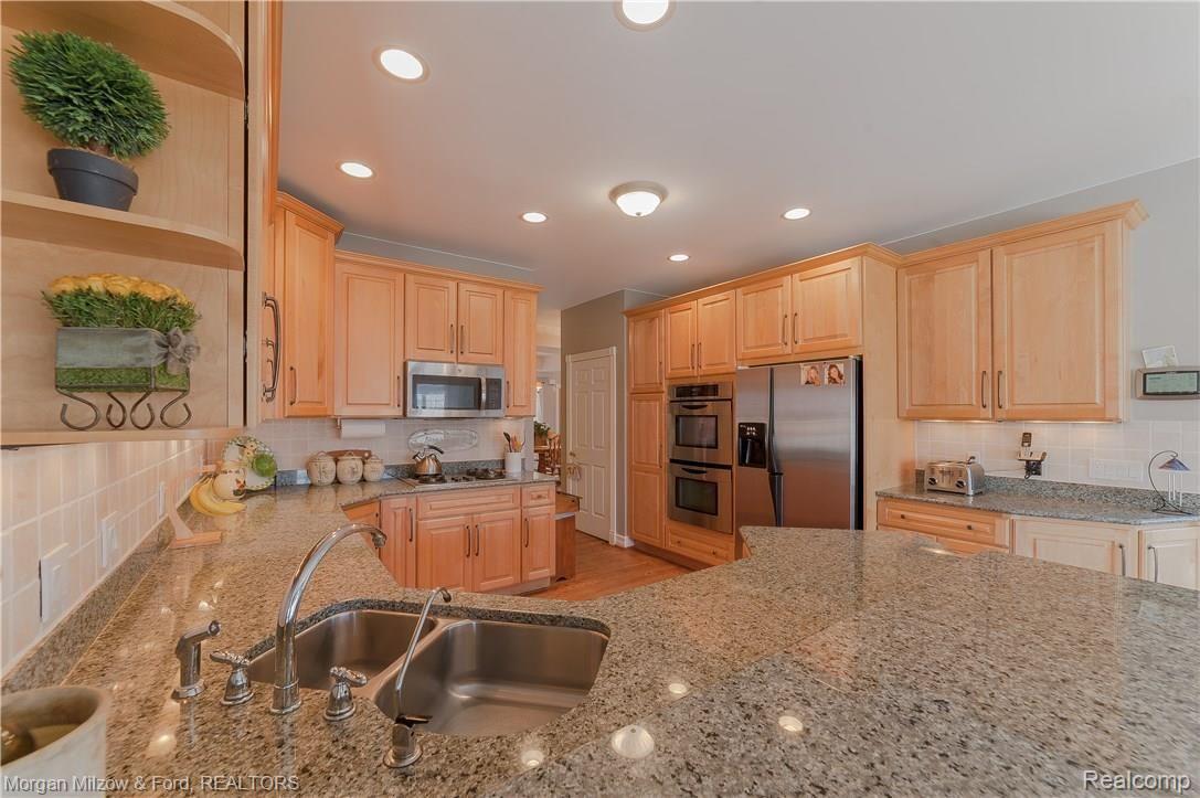 10237 Reese Road Clarkston, MI 48348 - Photo 18 of 56 10237 Reese-23.jpg