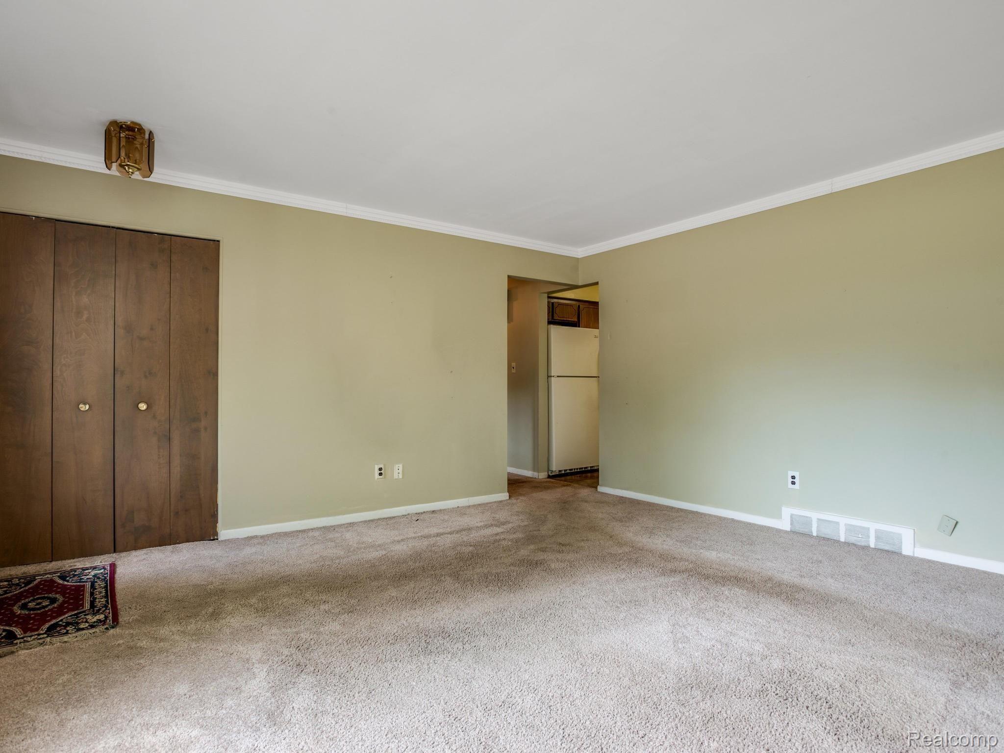 5311 Westview Road Clarkston, MI 48346 - Photo 12 of 29 5311 Westview Rd Clarkston MI-007-007-5311 Westview0007-MLS_Size.jpg