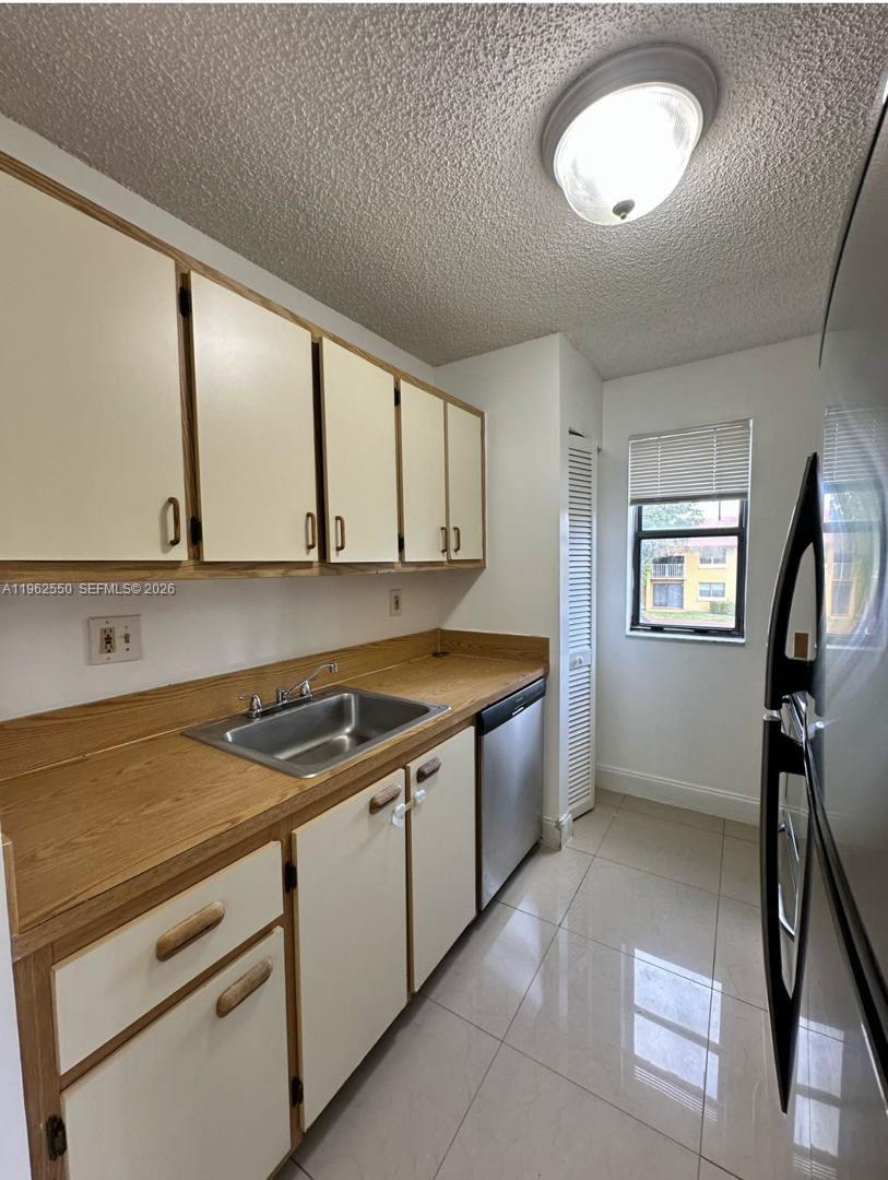 15630 Southwest 80th Street, Unit I201 Miami, FL 33193 - Photo 4 of 5
