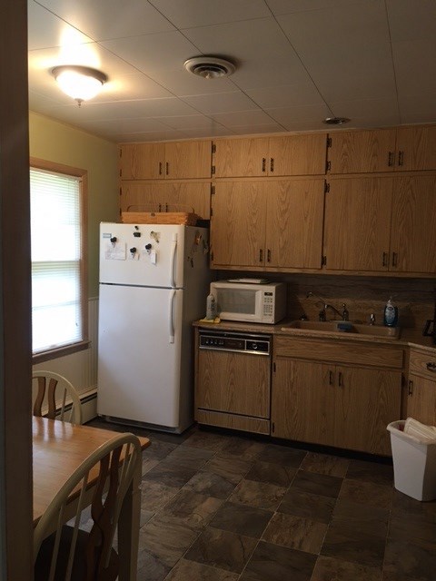 485 West Harding Street Orleans, IN 47452 - Photo 4 of 10 Gallery Image 4