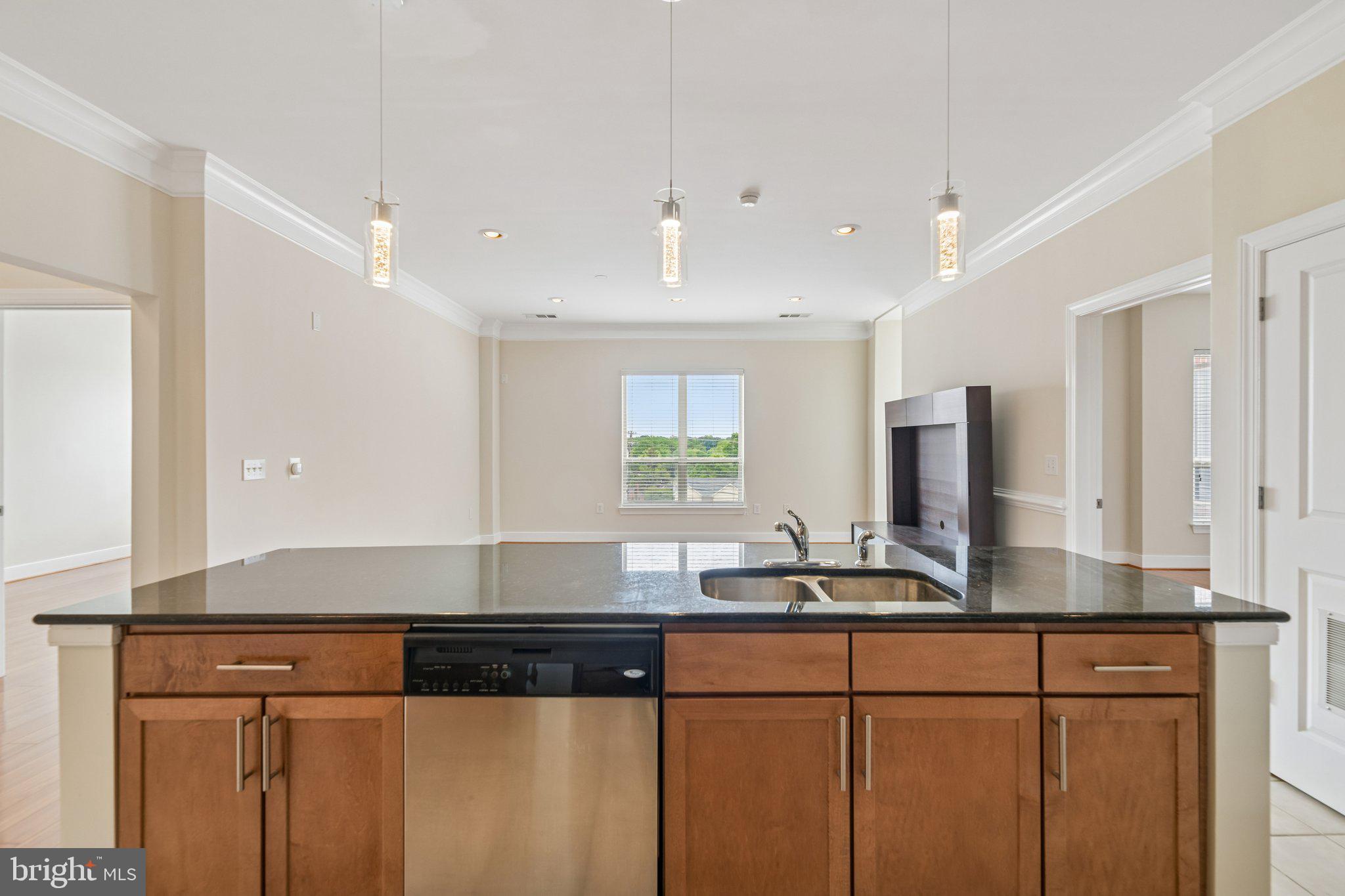 5400 Auth Road, Unit 531 Suitland, MD 20746 - Photo 19 of 44