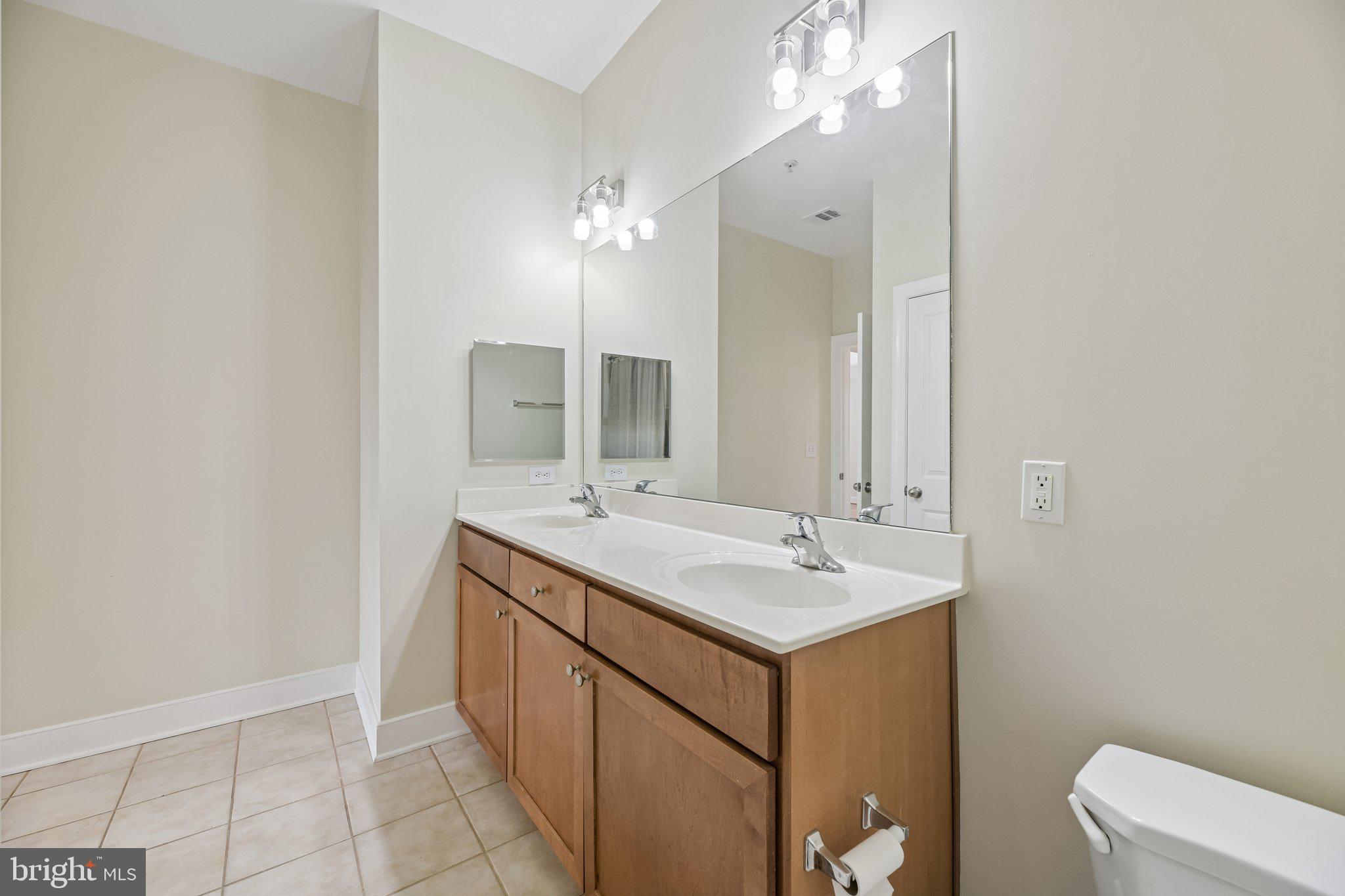 5400 Auth Road, Unit 531 Suitland, MD 20746 - Photo 22 of 44