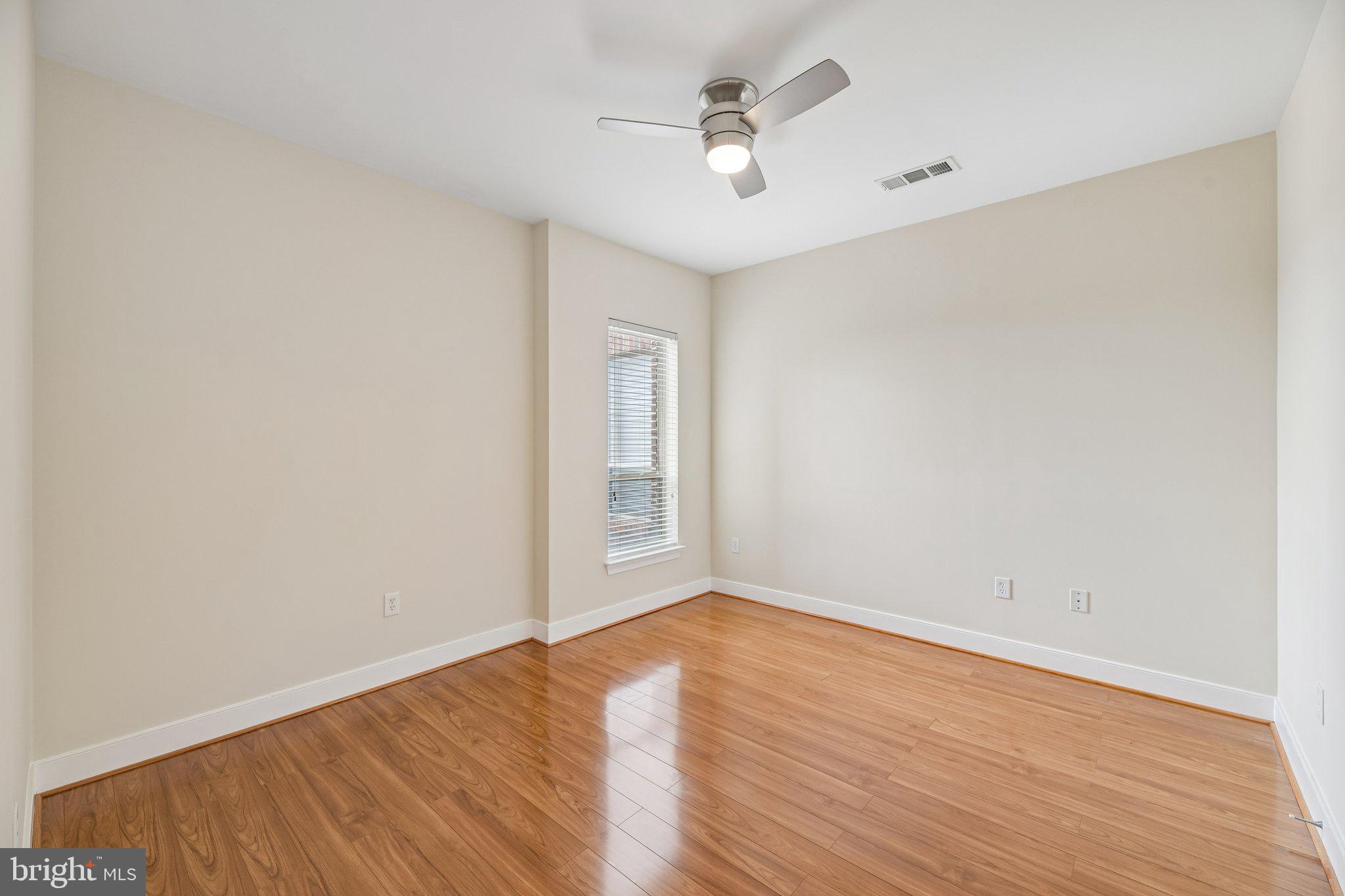 5400 Auth Road, Unit 531 Suitland, MD 20746 - Photo 33 of 44