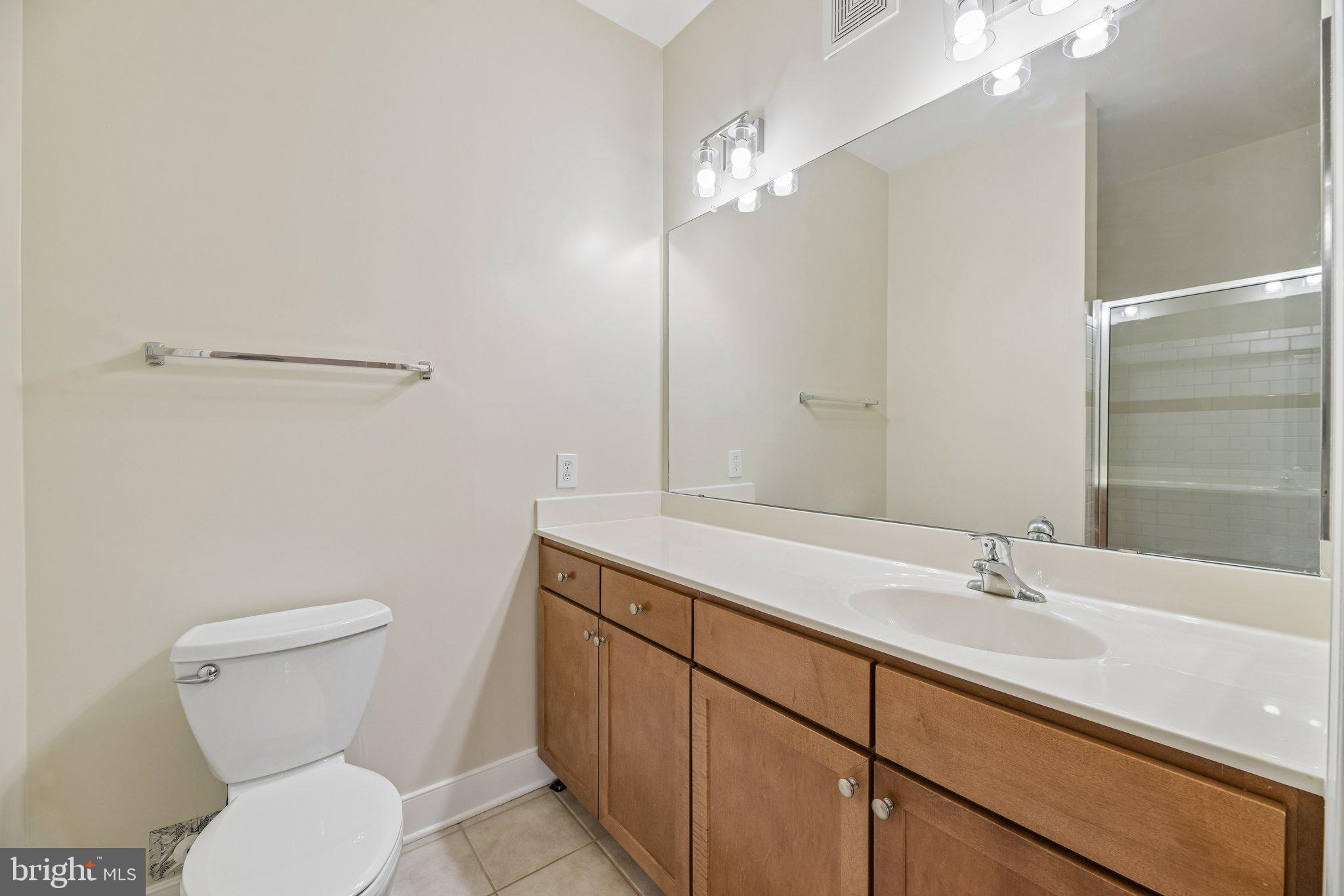 5400 Auth Road, Unit 531 Suitland, MD 20746 - Photo 39 of 44