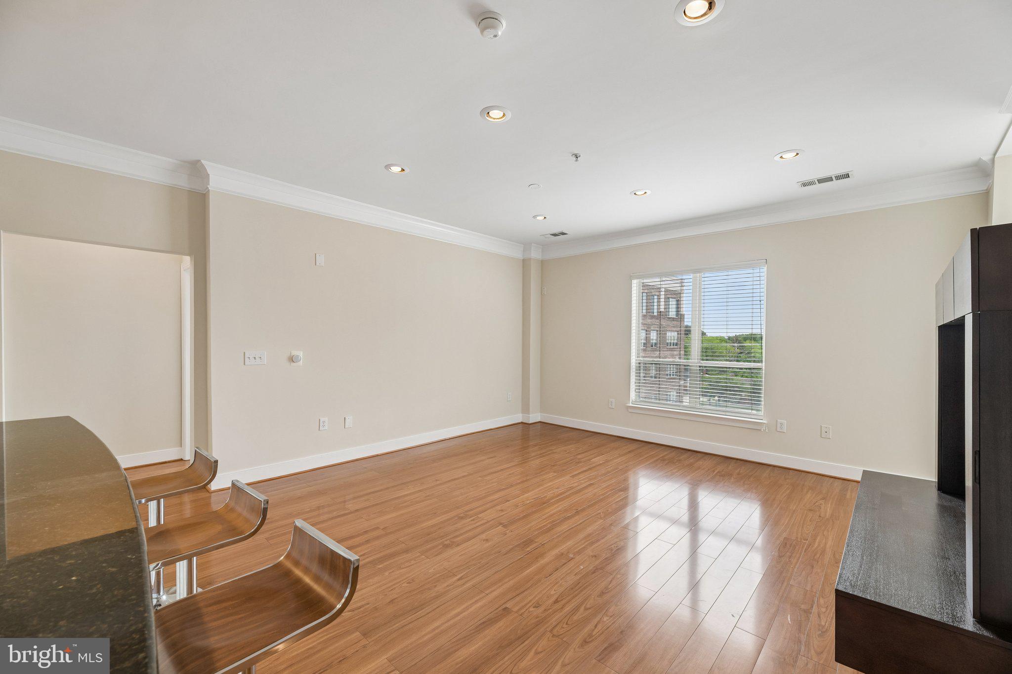 5400 Auth Road, Unit 531 Suitland, MD 20746 - Photo 4 of 44