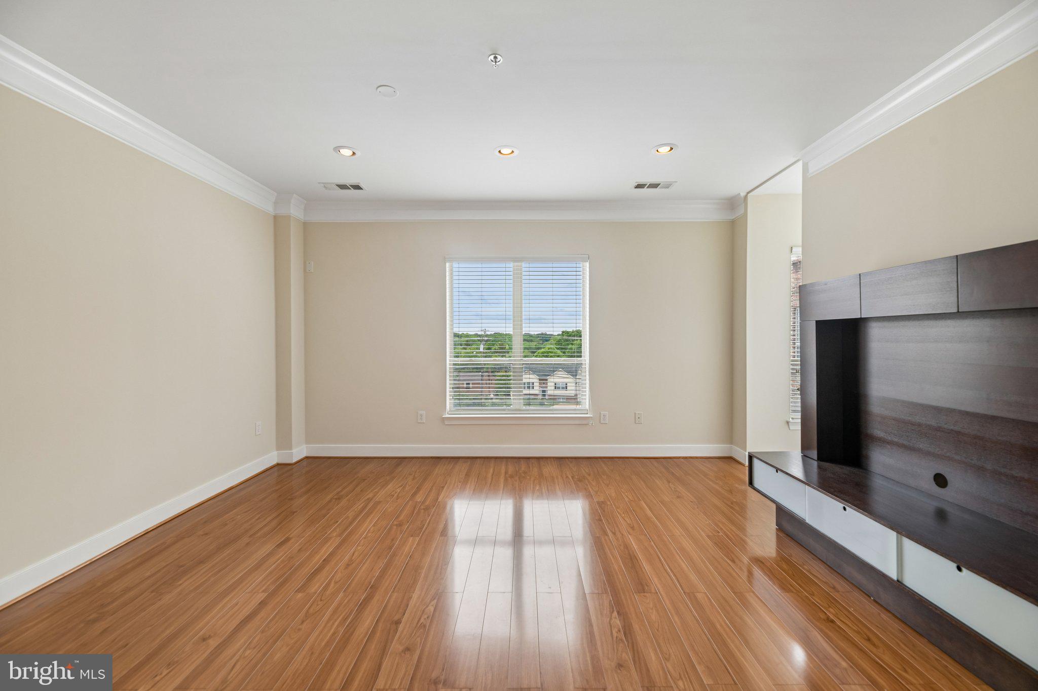 5400 Auth Road, Unit 531 Suitland, MD 20746 - Photo 5 of 44