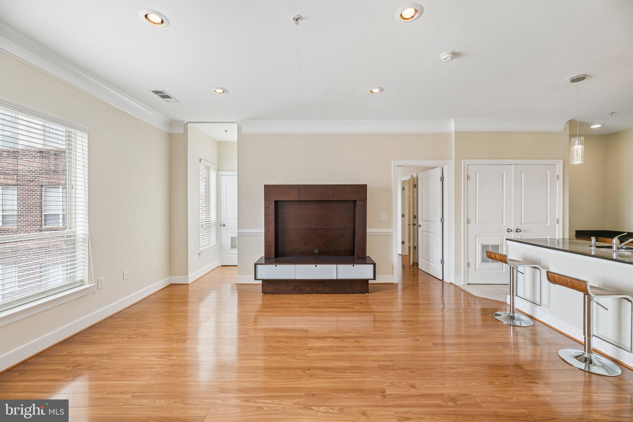 5400 Auth Road, Unit 531 Suitland, MD 20746 - Photo 7 of 44