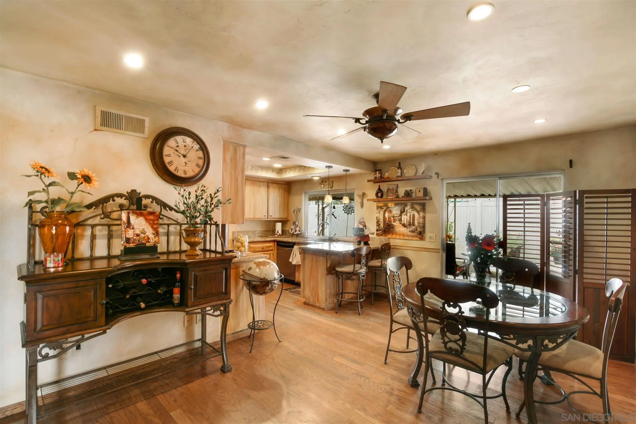 9312 Lake Hill Road Santee, CA 92071 - Photo 8 of 27 Gallery Image 8