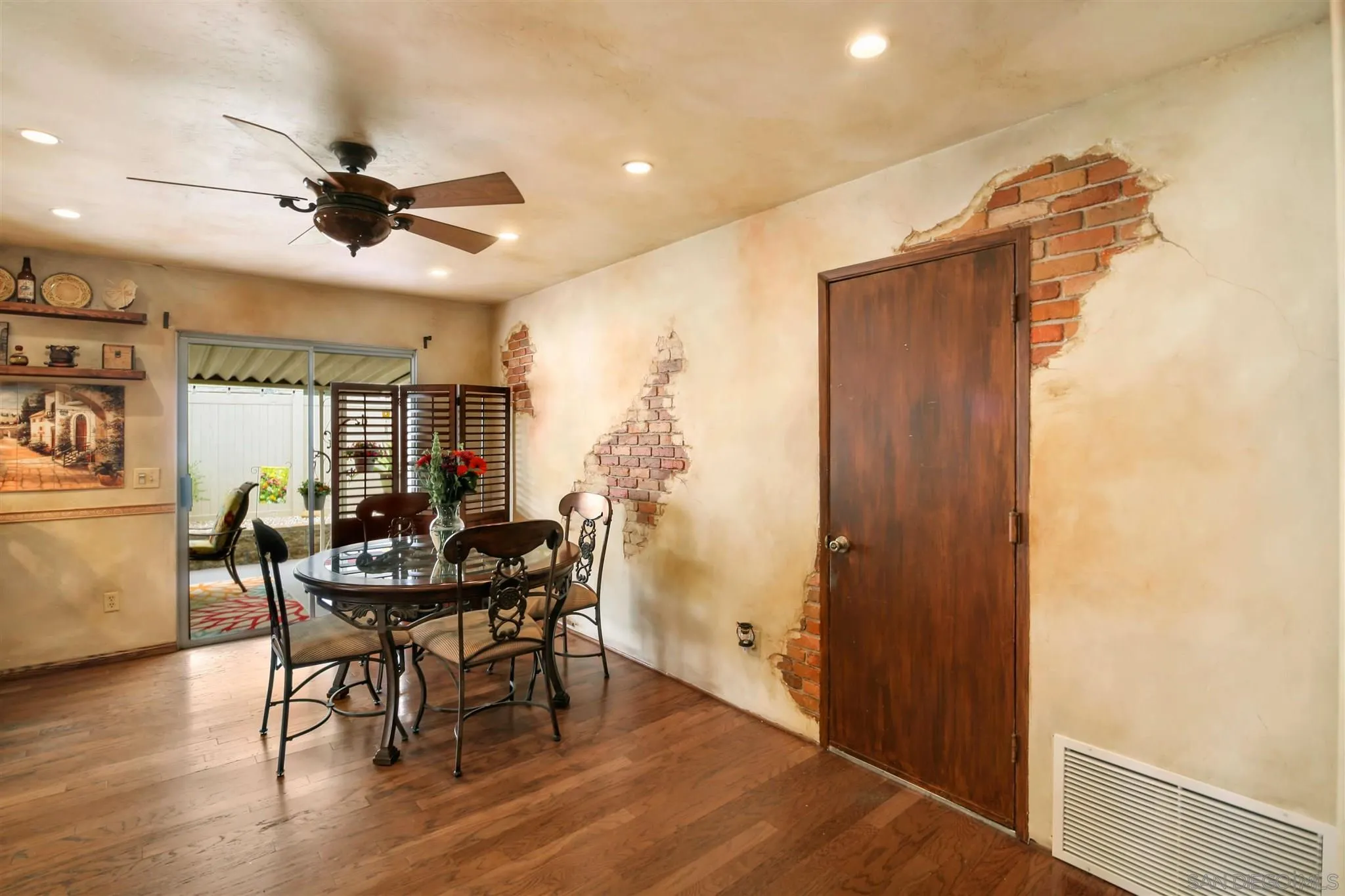 9312 Lake Hill Road Santee, CA 92071 - Photo 9 of 27 Gallery Image 9