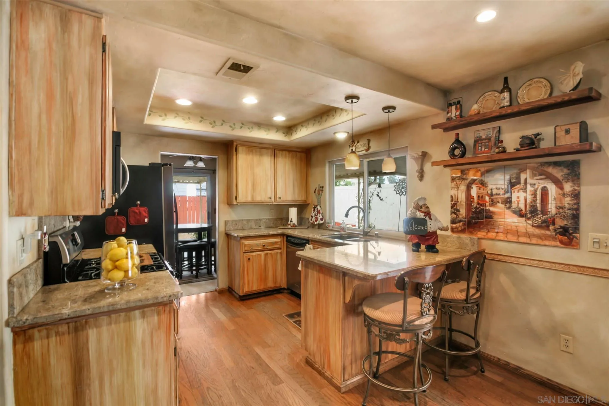 9312 Lake Hill Road Santee, CA 92071 - Photo 10 of 27 Gallery Image 10