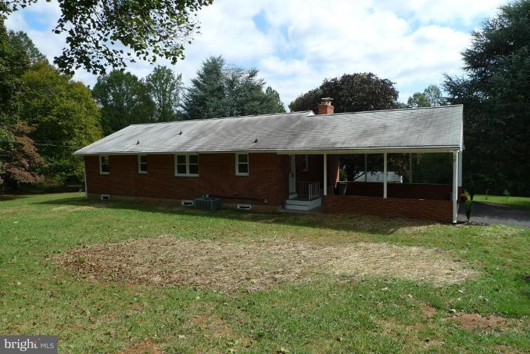 1016 Roxleigh Road Towson, MD 21286 - Photo 15 of 18 Exterior (Rear)