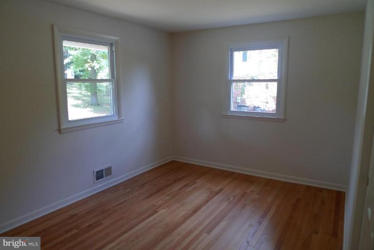 1016 Roxleigh Road Towson, MD 21286 - Photo 8 of 18 Bedroom #2