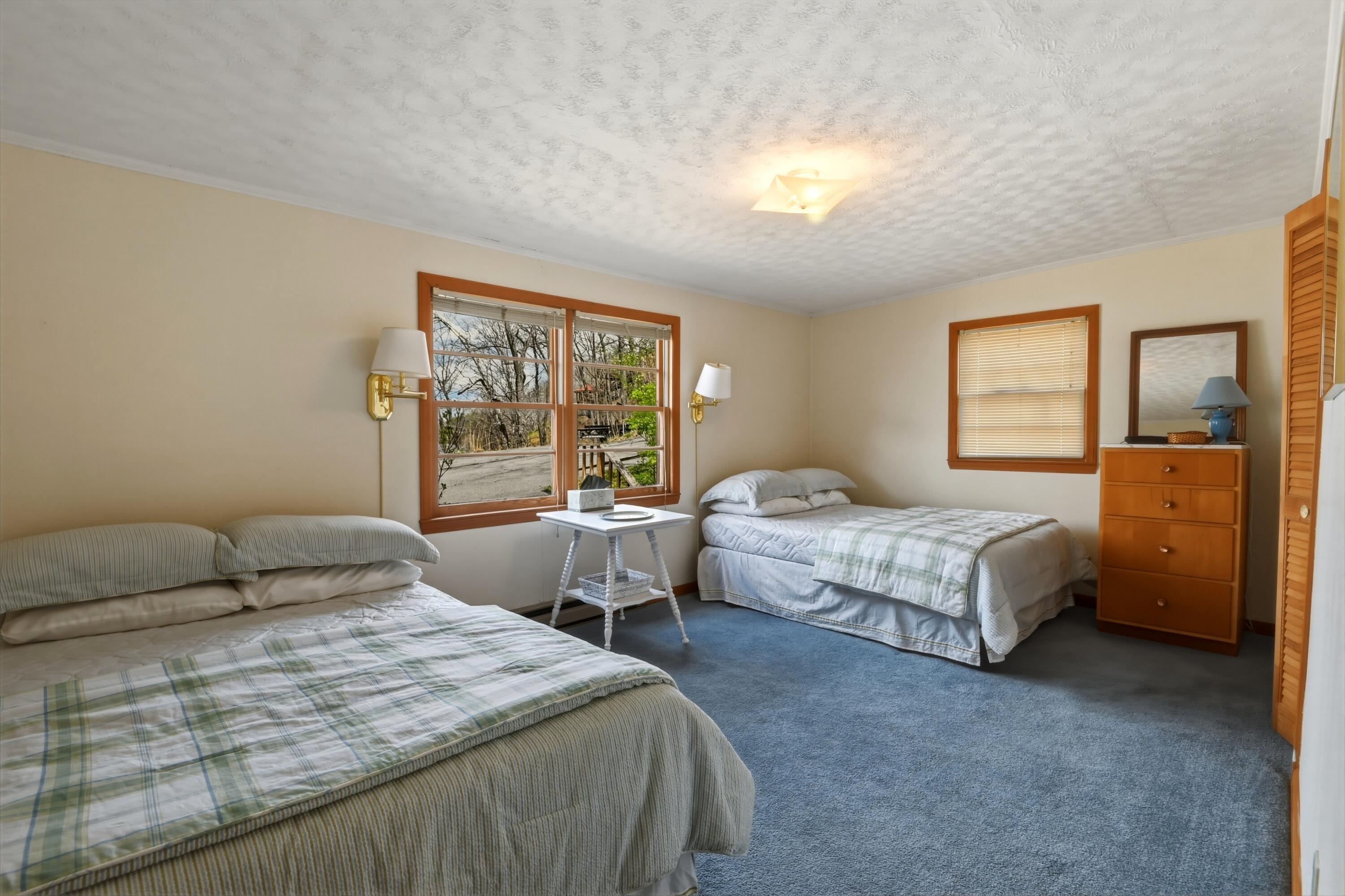 4443 Frazier Road Radford, VA 24141 - Photo 11 of 21 DSC_1257