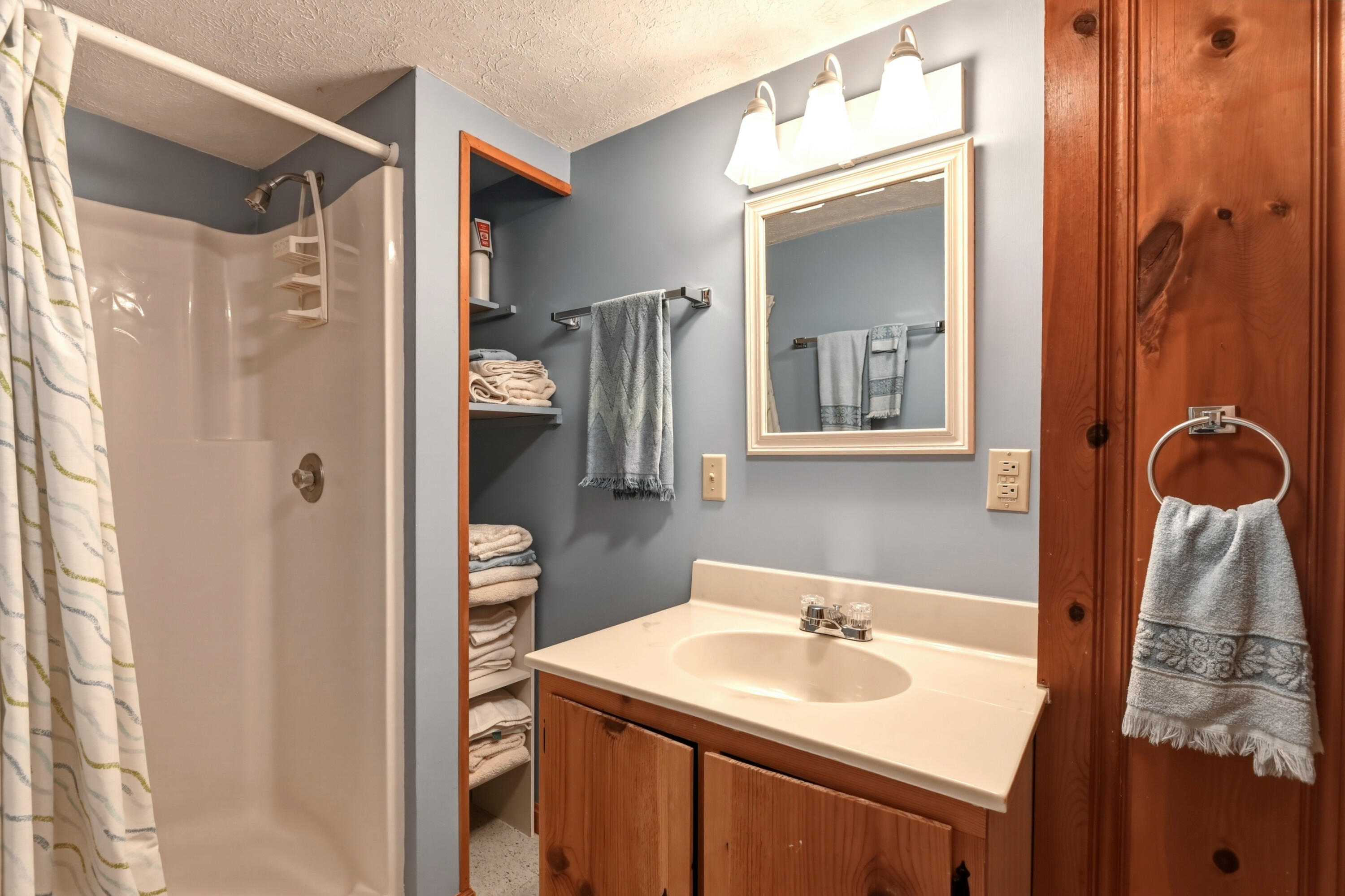 4443 Frazier Road Radford, VA 24141 - Photo 12 of 21 DSC_1248