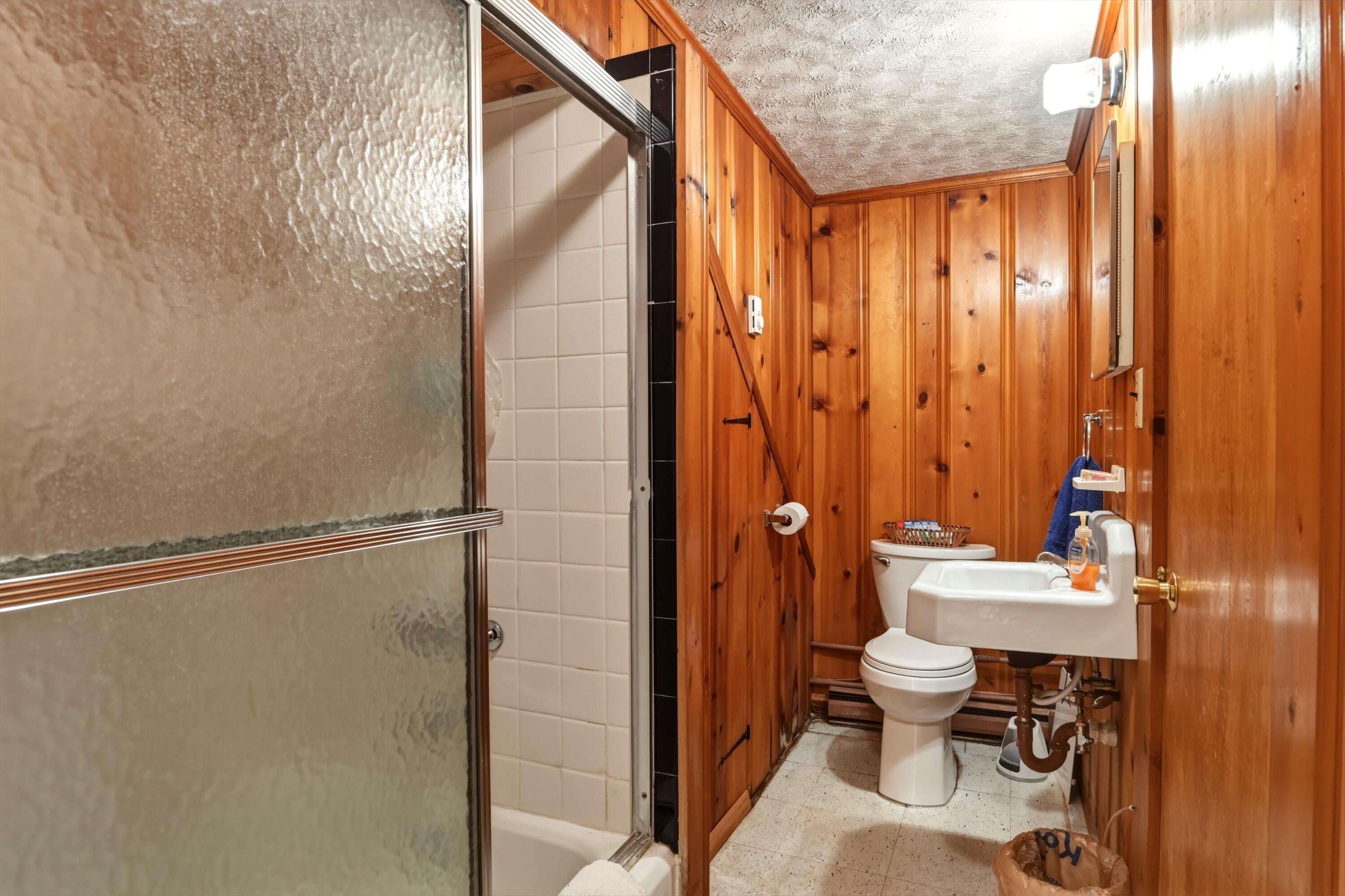 4443 Frazier Road Radford, VA 24141 - Photo 16 of 21 DSC_1191