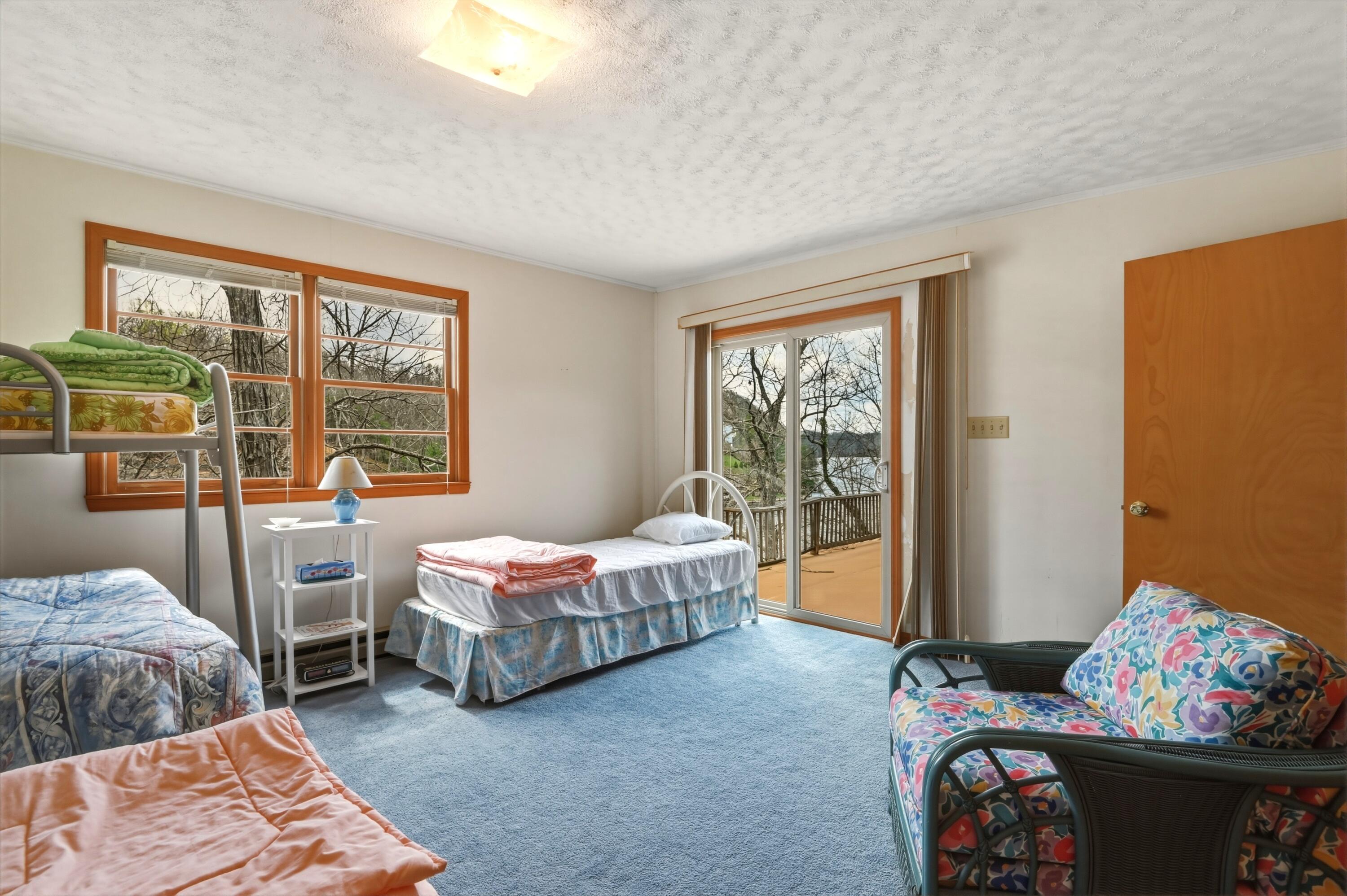 4443 Frazier Road Radford, VA 24141 - Photo 10 of 21 DSC_1236