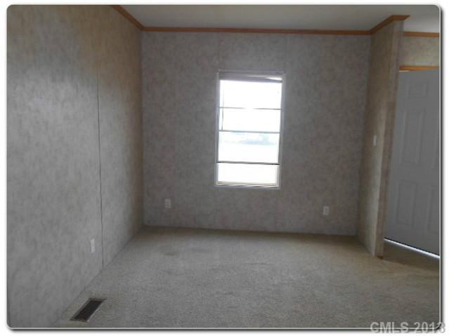 2036 Carpenters Square Road Crouse, NC 28033 - Photo 6 of 16 Gallery Image 6