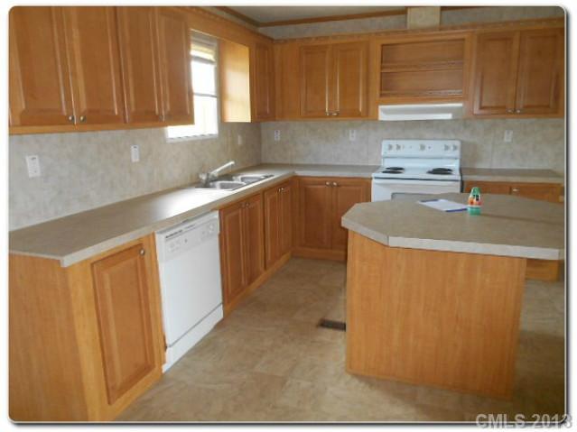 2036 Carpenters Square Road Crouse, NC 28033 - Photo 7 of 16 Gallery Image 7