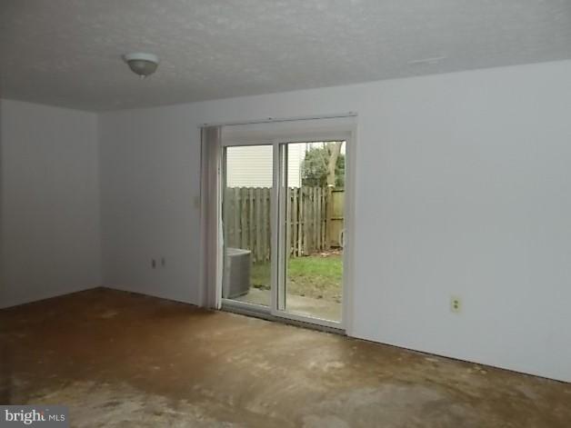 9707 Parkland Road Baltimore, MD 21234 - Photo 22 of 27 Family Room