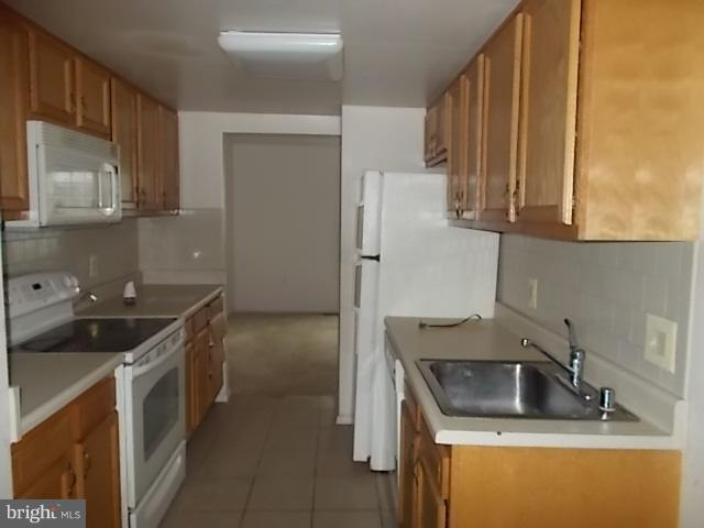 9707 Parkland Road Baltimore, MD 21234 - Photo 6 of 27 Kitchen
