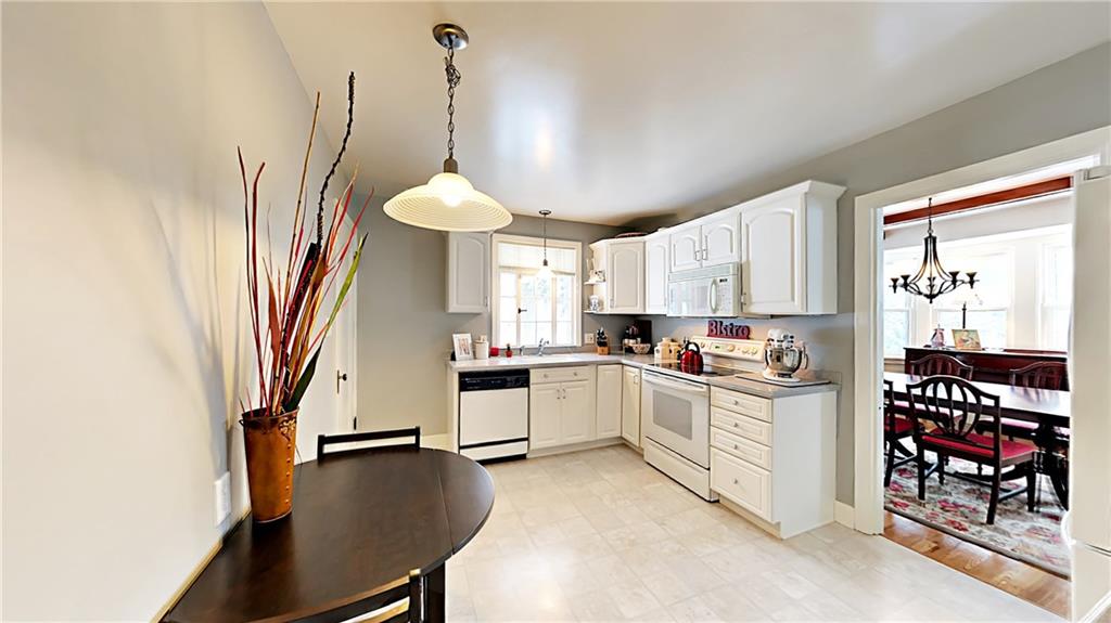 2760 Clearview Road Allison Park, PA 15101 - Photo 11 of 25 Eat-in kitchen
