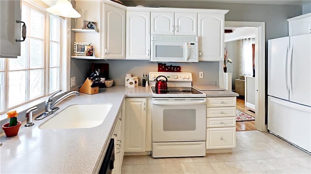 2760 Clearview Road Allison Park, PA 15101 - Photo 12 of 25 Solid surface counter tops