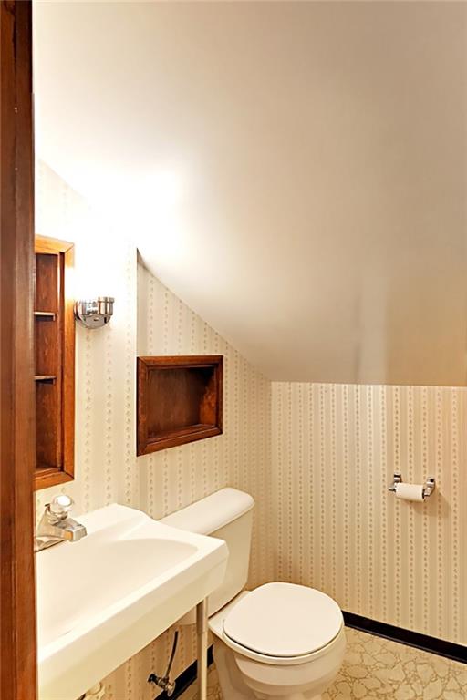 2760 Clearview Road Allison Park, PA 15101 - Photo 19 of 25 Upstairs powder room