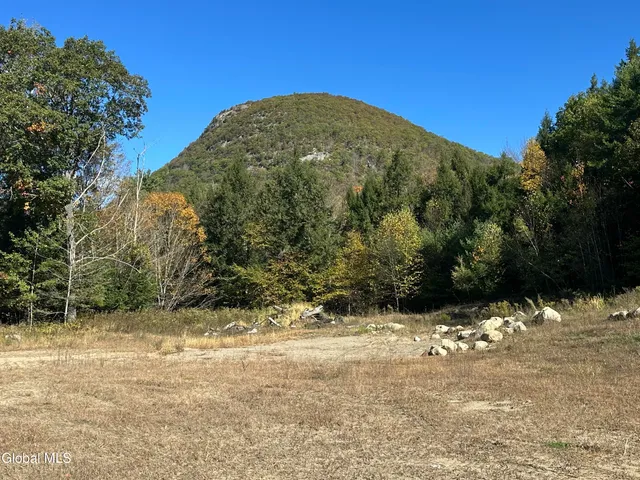 $124,900 | 7 Dunkley Road, Lake Luzerne, NY 12846