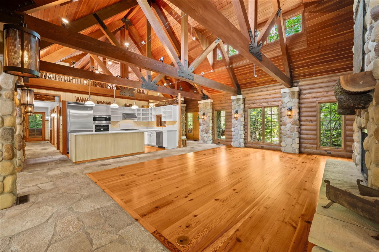 14657 Lakeshore Road Lakeside, MI 49116 - Photo 16 of 71 Gallery Image 16