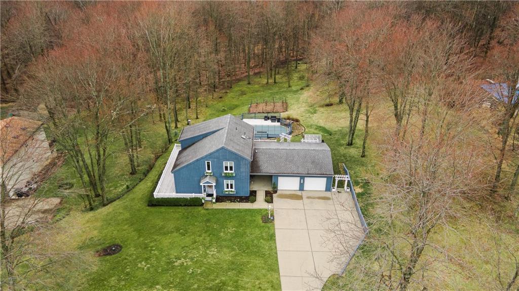 7017 Franklin Road, Cranberry Township, PA 16066 Compass