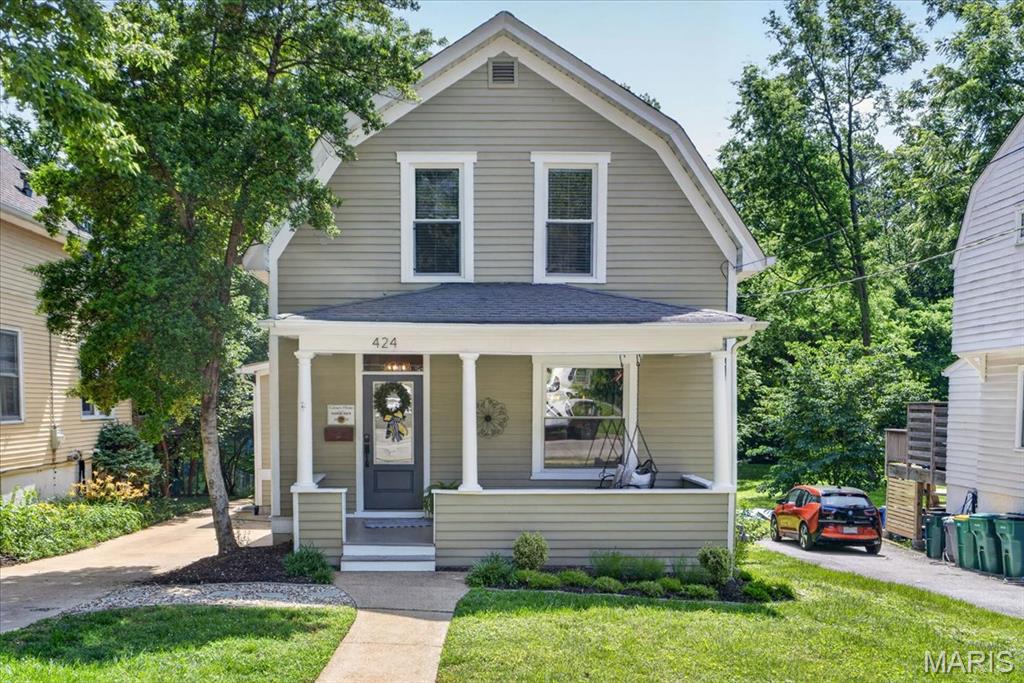 424 Spring Avenue Webster Groves, MO 63119 - Photo 1 of 34