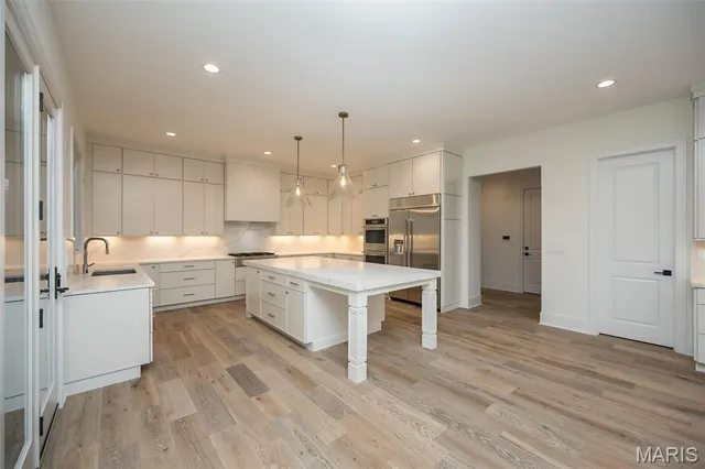 $1,797,308 | 782 Schaeffer's Grove, Chesterfield, MO 63005